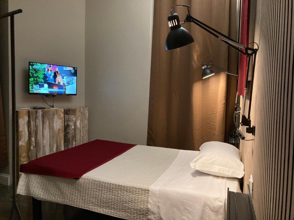 Hotel Calypso Milan Luaran gambar